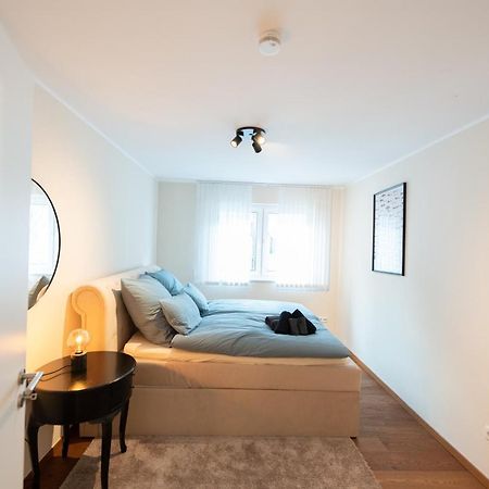 -Zentrale Wohnung-Balkon-Desingerkueche- Bielefeld Exterior photo