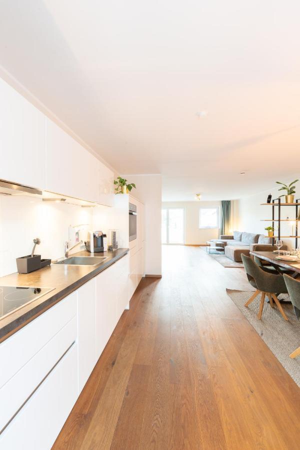 -Zentrale Wohnung-Balkon-Desingerkueche- Bielefeld Exterior photo