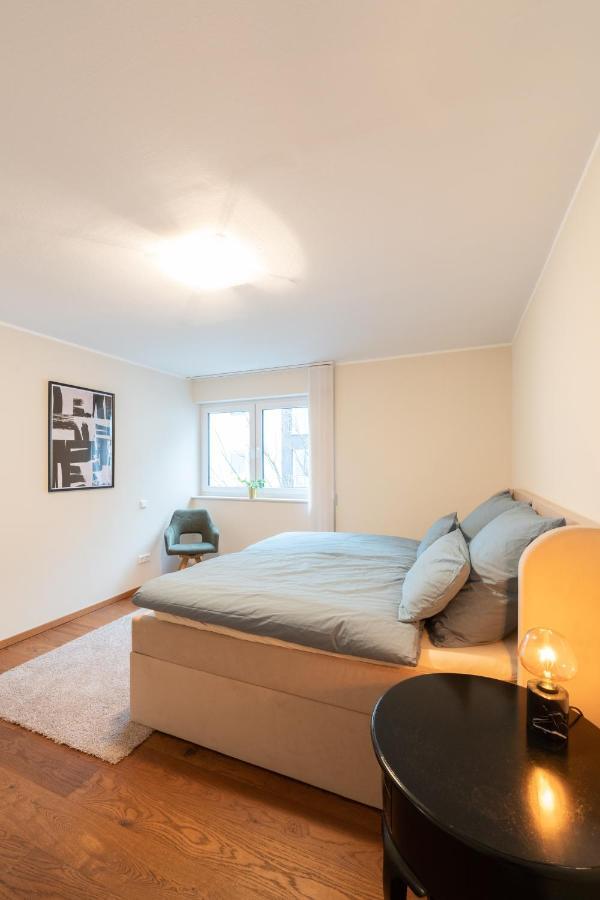 -Zentrale Wohnung-Balkon-Desingerkueche- Bielefeld Exterior photo